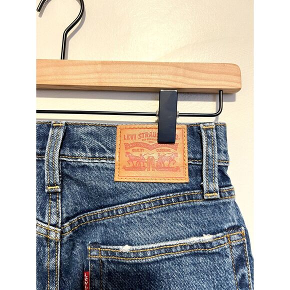 Levi's Premium Wedgie Fit Straight Women's Jeans Raw Hem Lasting Impression 24 - Picture 6 of 11